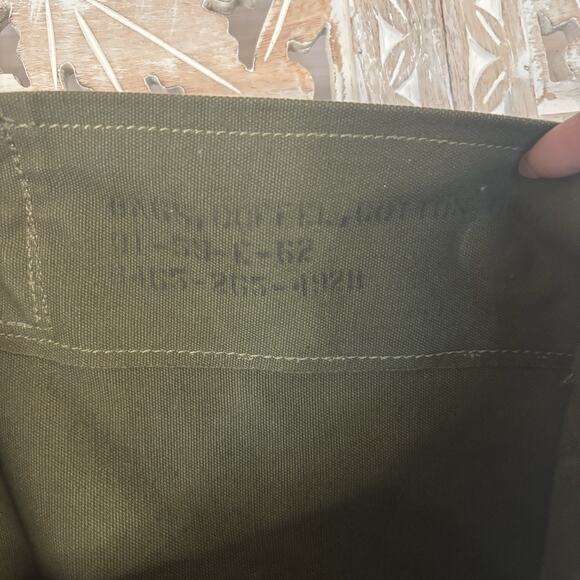 Vietnam War USAF Green Canvas Duffle Bag Granddad Named Original 1960's EXC COND - Picture 3 of 11